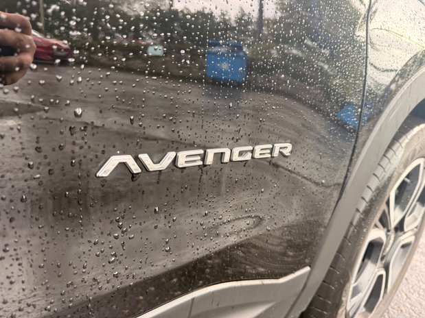 Jeep Avenger SUMMIT 10