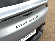 Aston Martin DBX V8 27
