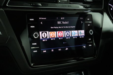 Volkswagen Touran SE FAMILY TDI BLUEMOTION TECHNOLOGY DSG 40