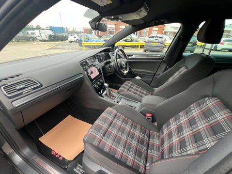 Volkswagen Golf 2.0 Golf GTi Performance TSi Semi-Automatic 5dr - NATIONAL DELIVERY* 16