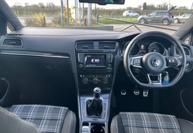 Volkswagen Golf 2.0 TDI BlueMotion Tech GTD 5 Door 31