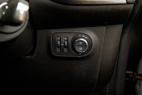 Vauxhall Corsa DESIGN 14