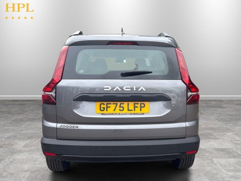 Dacia Jogger 1.0 TCe Essential MPV 5dr Petrol Manual Euro 6 (s/s) (110 ps) 6