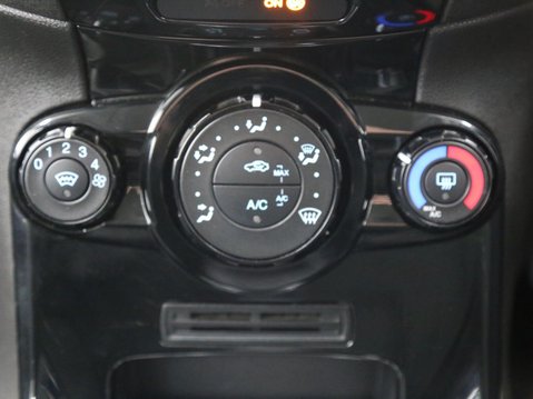 Ford Fiesta 1.25 Zetec Euro 6 3dr 17