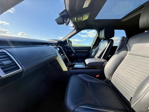Land Rover Discovery SDV6 HSE LUXURY 40