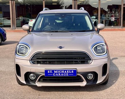 Mini Countryman 1.5 Countryman Cooper Classic Auto 5dr 5