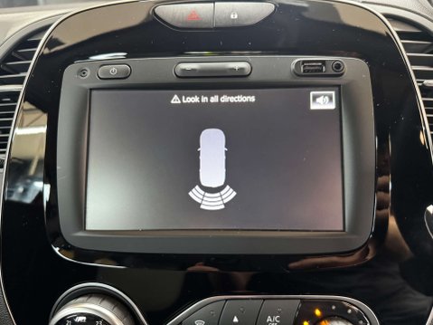 Renault Captur 0.9 Captur Iconic TCe 5dr 39