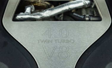 Aston Martin DBX 707 43