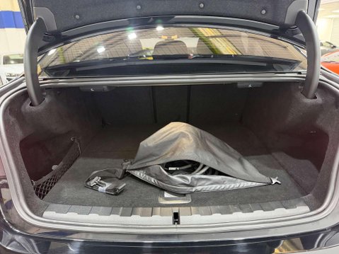 BMW 3 Series 2.0 330e 12kWh Sport Pro Saloon 4dr Petrol Plug-in Hybrid Auto Euro 6 (s/s) 41