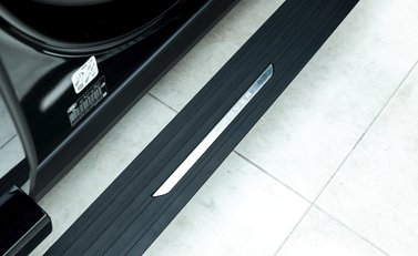 Land Rover Range Rover D300 SE 20