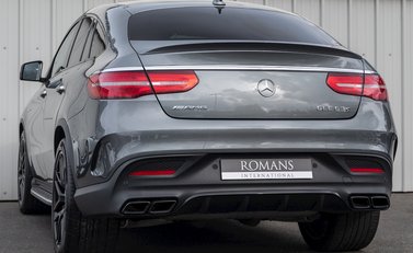 Mercedes-Benz GLE 63 S 4MATIC Night Edition 3