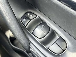 Nissan X-Trail 1.3 X-Trail Tekna DiG-T Semi-Auto 5dr 65