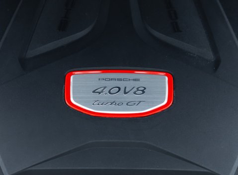 Porsche Cayenne TURBO GT 43