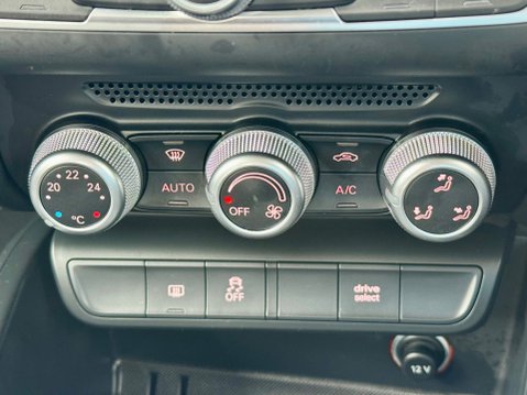 Audi A1 SPORTBACK TFSI SPORT 33
