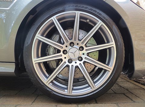 Mercedes-Benz E Class AMG 4