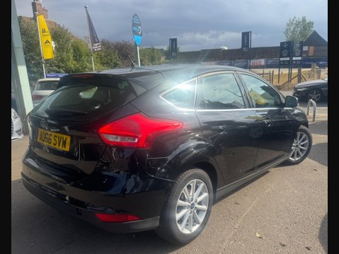 Ford Focus 1.5 TDCi Titanium Euro 6 (s/s) 5dr 4