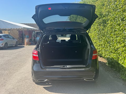 Mercedes-Benz B Class B200d AMG Line (Premium Plus) MPV 5dr Diesel 7G-DCT Euro 6 (136 ps) 9