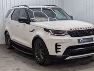 Land Rover Discovery 3.0 Discovery R-Dynamic S D MHEV Auto 4WD 5dr 19