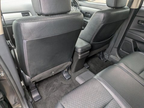 Mitsubishi Outlander 2.0h 12kWh GX3h CVT 4WD Euro 5 (s/s) 5dr 15