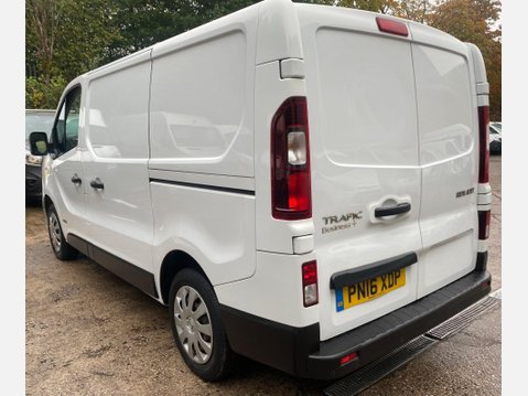 Renault Trafic 1.6 dCi 27 Business+ Panel Van 5dr Diesel Manual SWB Standard Roof Euro 5 ( 11