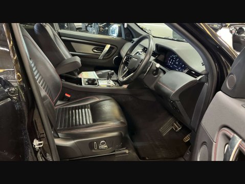 Land Rover Discovery Sport 2.0 Discovery Sport R-Dynamic SE D MHEV Auto 4WD 5dr 10