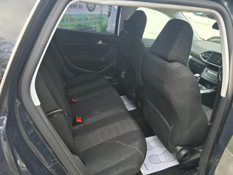 Peugeot 308 BLUE HDI S/S SW ALLURE 9