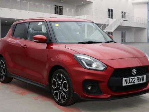 Suzuki Swift SPORT BOOSTERJET MHEV 1