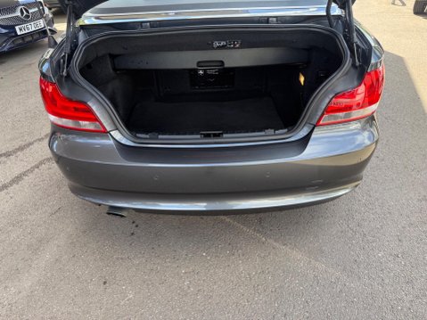 BMW 1 Series 2.0 118i Exclusive Edition Euro 5 (s/s) 2dr 36