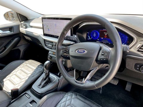 Ford Focus 1.0T EcoBoost MHEV Titanium Vignale Hatchback 5dr Petrol Hybrid DCT Euro 6 12