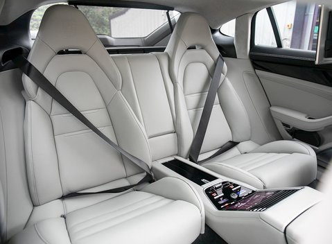 Porsche Panamera Turbo S E-Hybrid 13