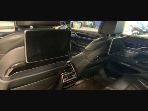 BMW 7 Series 3.0 740ld xDrive M Sport Auto 4WD 4dr 8
