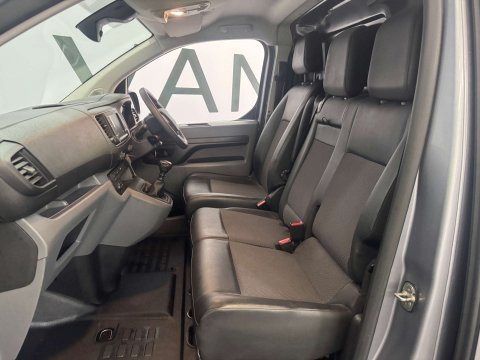 Vauxhall Vivaro 2.0 Vivaro F3100 Sportive S/S 20