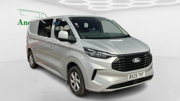 Ford Transit Custom Crew Cab LWB L2H1 Low Roof Limited 320 Air Con Alloys EURO 6 2