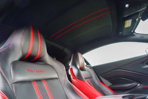 Aston Martin Vantage 4.0 Vantage V8 Auto 3dr 11