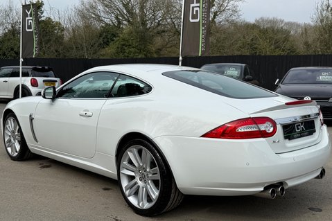 Jaguar XKR XKR 5.0 V8 SUPERCHARGED - LOW MILEAGE - 11 SERVICES - ONLY 27,435 MILES! 2