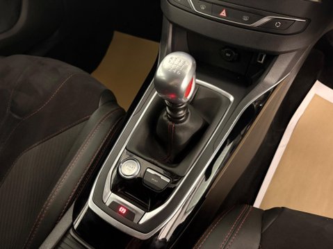 Peugeot 308 1.6 THP GTi by Peugeot Sport Euro 6 (s/s) 5dr 26