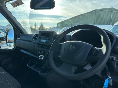 Vauxhall Movano L3H1 F3500 P/C LOWFLOOR LUTON 13
