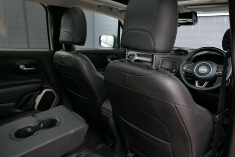 Jeep Renegade M-JET DESERT HAWK 46