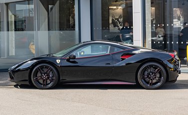 Ferrari 488 GTB Tailor Made 3