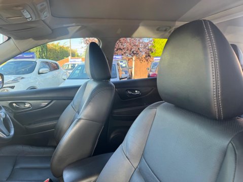 Nissan X-Trail 1.6 dCi Tekna Euro 5 (s/s) 5dr 25