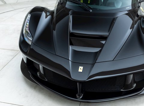 Ferrari LaFerrari 19