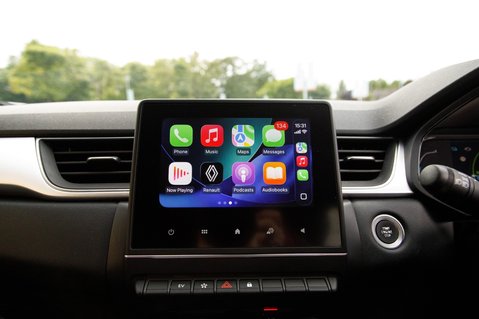 Renault Captur TECHNO E-TECH 31