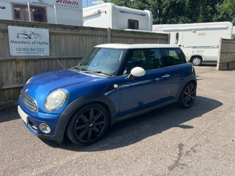 Mini Hatch COOPER D 1.6 3dr 16