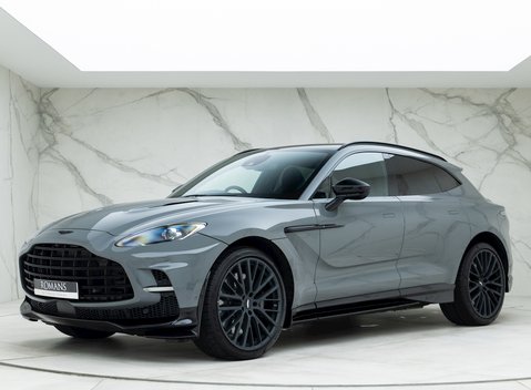 Aston Martin DBX 707 6