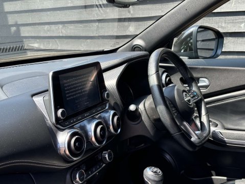 Nissan Juke 1.0 Juke Tekna DiG-T 5dr 25