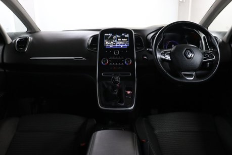 Renault Grand Scenic ICONIC TCE 29