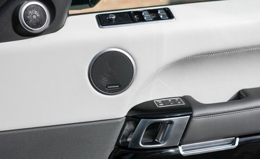 Land Rover Range Rover Sport 5.0 SVR 18