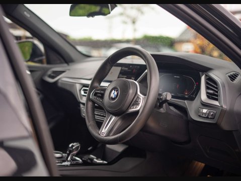 BMW 1 Series 2.0 M135i xDrive Auto 4WD 5dr 29