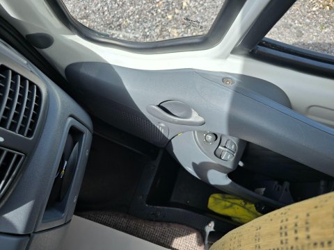 Bessacarr E410 Motor Home 21