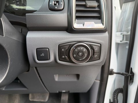 Ford Ranger WILDTRAK 4X4 DCB TDCI 39